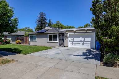 Main picture of 2746 Massachusetts Ave