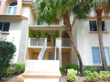 Main picture of 19304 Glenmoor Dr