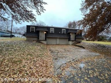 Main picture of 1104 E South Ave