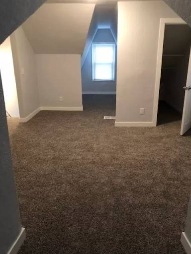 Main picture of 825 Underwood Ave