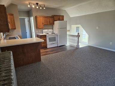 Main picture of 501 Center Ave