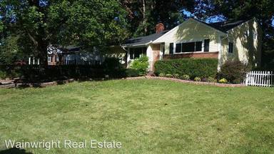 Main picture of 408 Lavender Ln