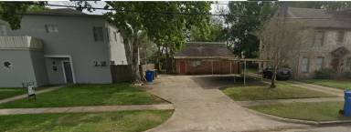Main picture of 2569 North St