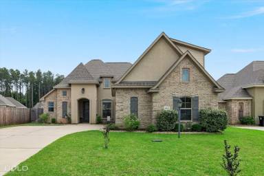 Main picture of 933 Antler Dr
