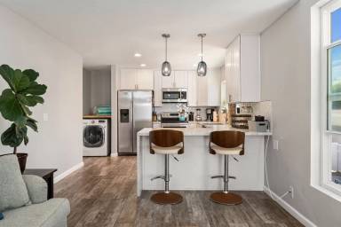 Main picture of 735 Verona Ct