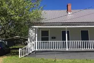 Main picture of 102 Delano Ave