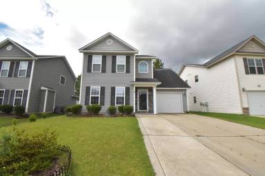 Main picture of 76 Loyalist Rd
