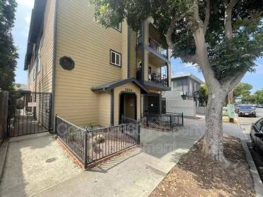 Main picture of 2934 E 11th St