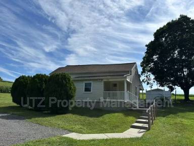 Main picture of 3406 Water St