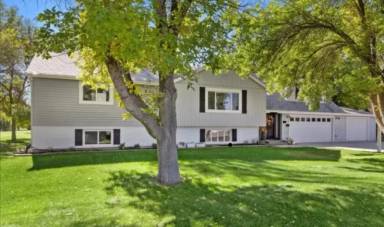 Main picture of 8826 Danford Ave