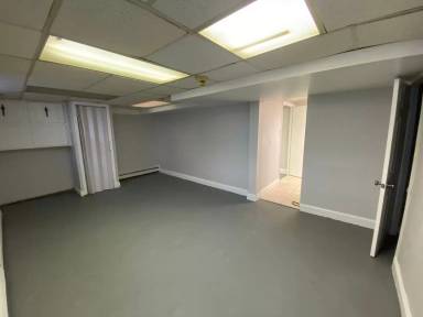 Main picture of 8106 Castor Ave