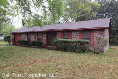Main picture of 301 Oklahoma Pl