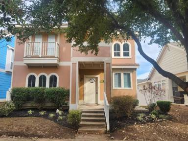 Main picture of 1801 Mercer Way