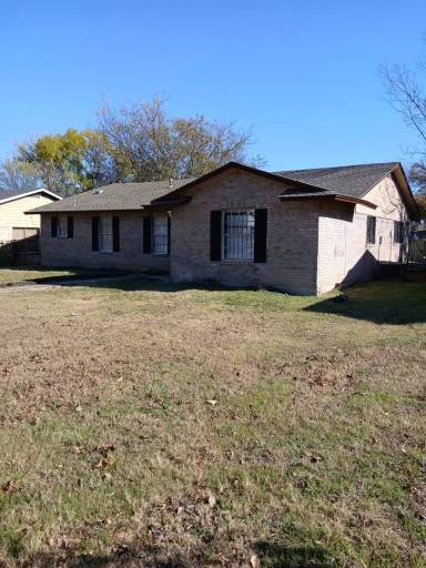Main picture of 7840 Mirage Valley Dr
