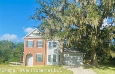 Main picture of 18315 Woods End