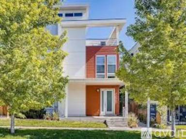 Main picture of 2711 W 24th Ave