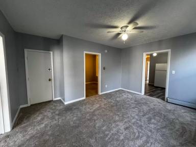 Main picture of 456 Maple St