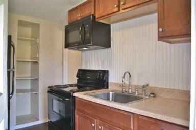 Main picture of 375 N Harrisburg St