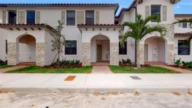 Main picture of 11884 SW 245th Ter