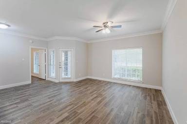 Main picture of 13223 Champions Centre Dr