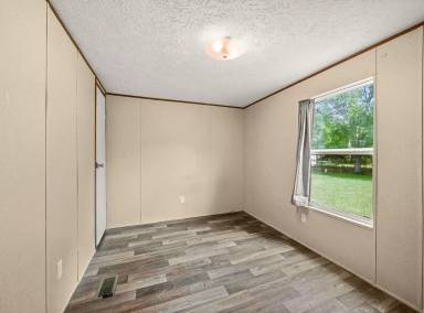 Main picture of 20712 Holmes Dr