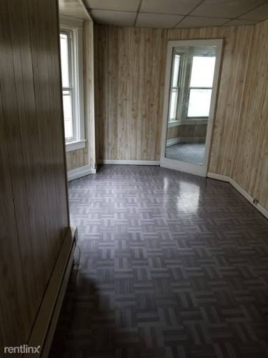 Main picture of 725 N 9th St