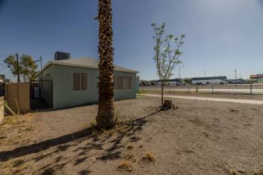 Main picture of 100 Ocotillo St