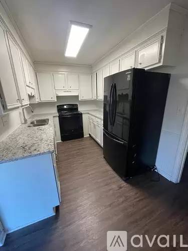 Main picture of 412 Lindale Dr