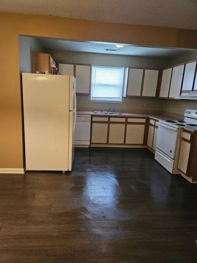 Main picture of Knob Hill Apartments