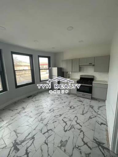 Main picture of 26 Elizabeth Ave