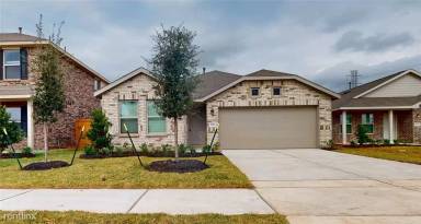 Main picture of 27015 Breakaway Ln