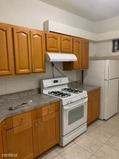 Main picture of 11412 101st Ave