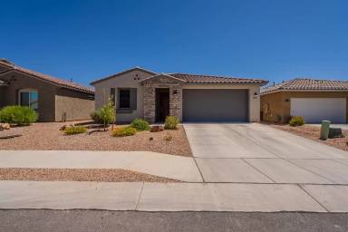 Main picture of 9724 E Lynx Lake Trl