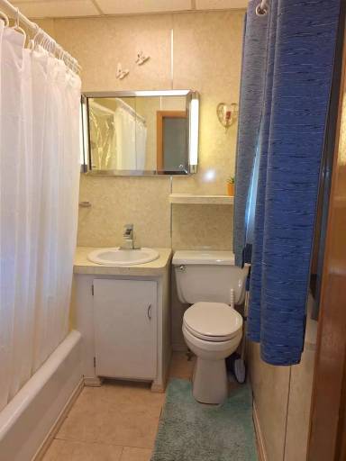 Main picture of 1050 Walnut St