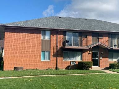 Main picture of 9430 W Fond du Lac Ave