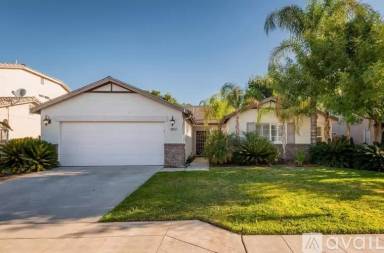 Main picture of 6038 E Hampton Way
