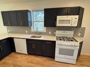 Main picture of 57 Morris Ave