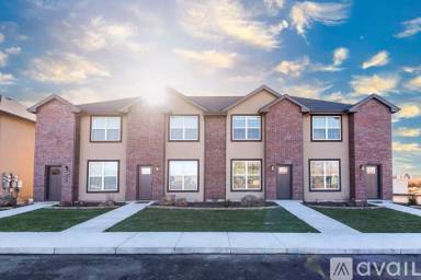 Main picture of 310 Stonegate Ln