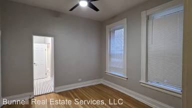 Main picture of 1631 Race St