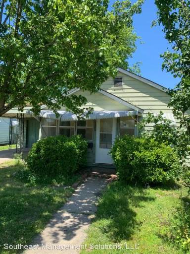 Main picture of 322 Helen St