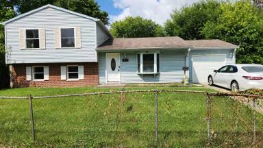 Main picture of 4354 N Kenmore Rd