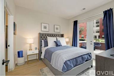 Main picture of 101 E 23rd St