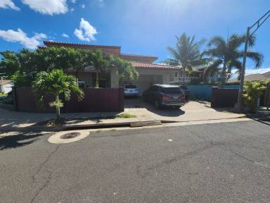 Main picture of 18 Waikalani Hema Pl