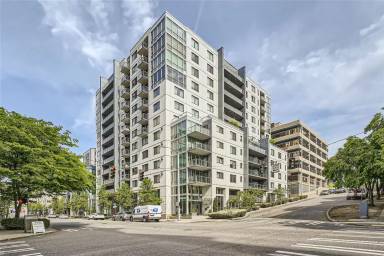 Main picture of 81 Clay Street Apartments