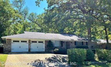 Main picture of 1624 Merrill Dr