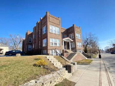 Main picture of 2304-34 N High St