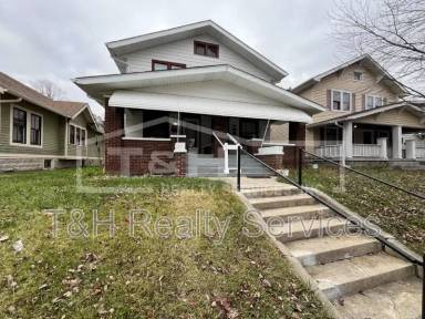 Main picture of 519 N Riley Ave