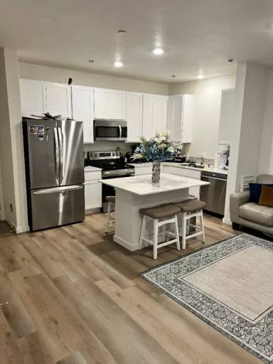 Main picture of 3744 Katina Way