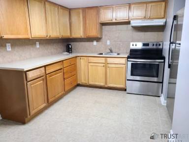Main picture of 10829 Academy Rd