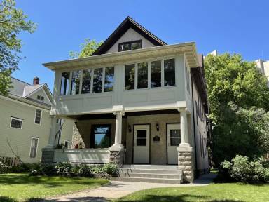 Main picture of 910 Franklin Ter